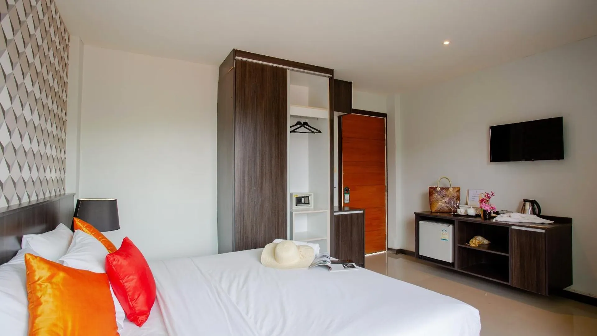 The Wings Boutique Hotels Krabi Ko Lanta